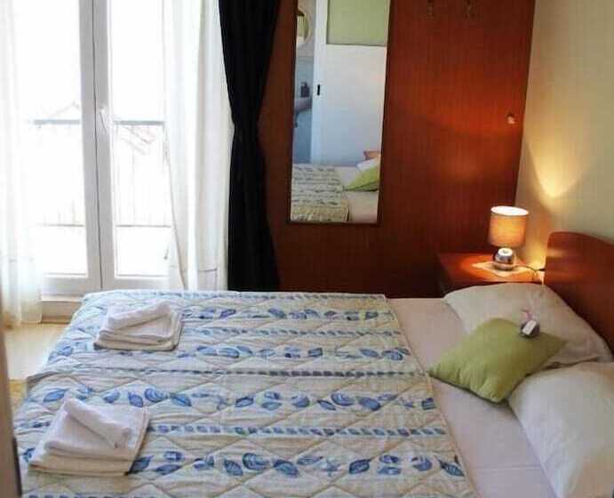 Номер Стандарт Вид на Море с Балконом, Guesthouse Podaca