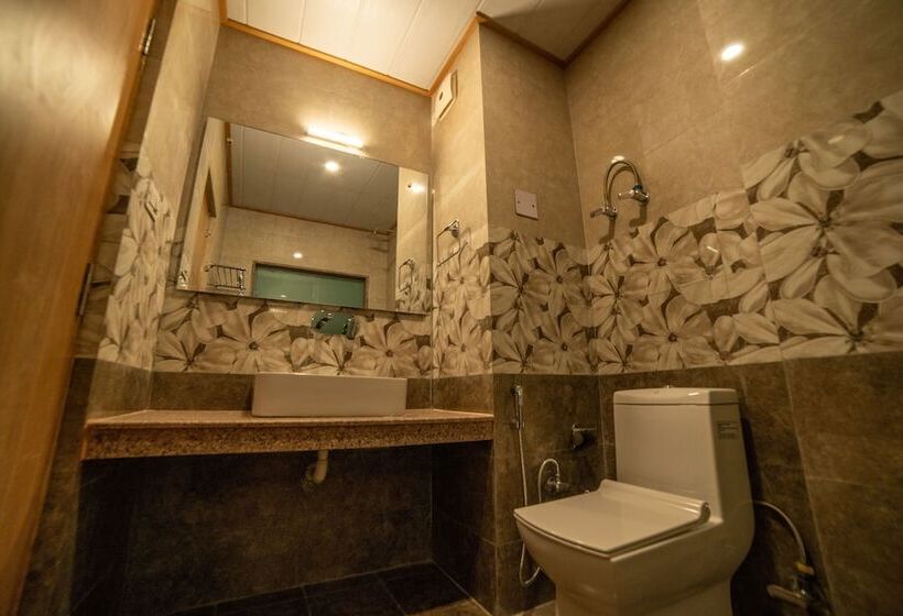 اتاق لوکس, Alt Life Manali