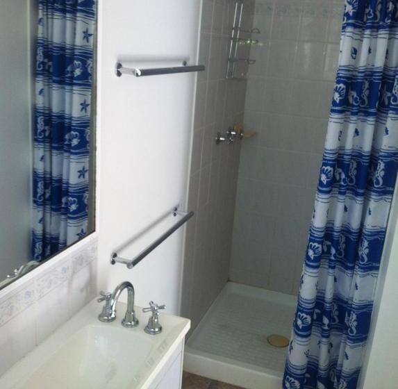 غرفة إقتصادية, Mataranka Roadhouse