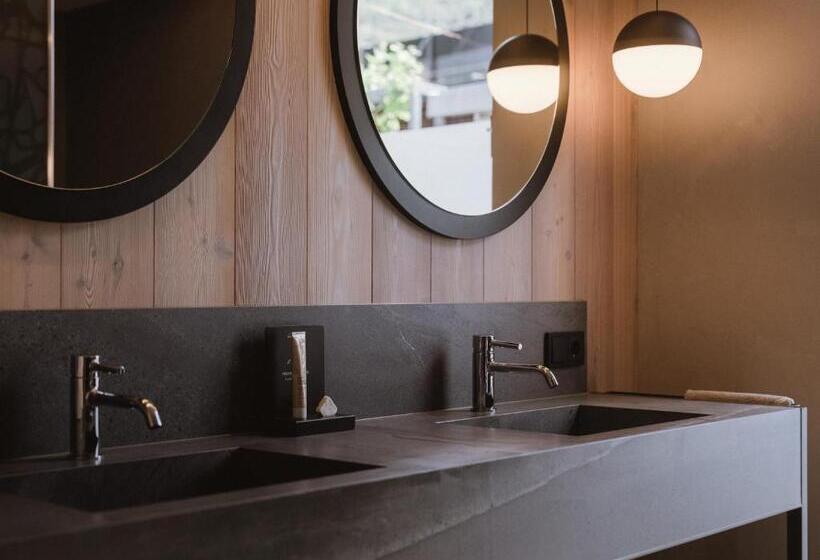 חדר סטנדרט עם מיטת קינג, Lindenhof Pure Luxury & Spa Dolcevita Resort