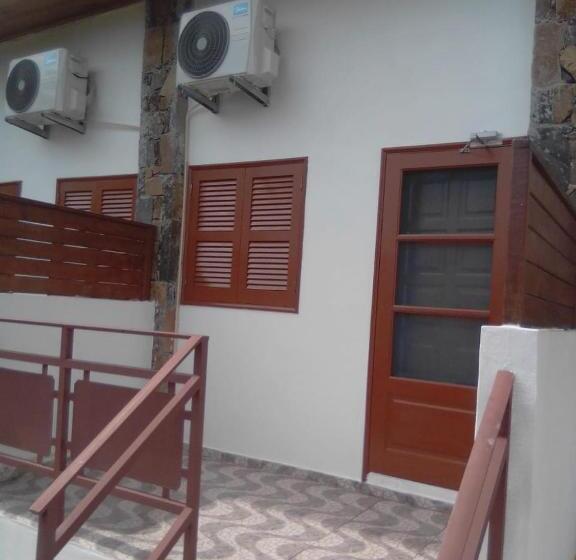 اتاق استاندارد با چشمانداز دریا, Domus Guesthouse