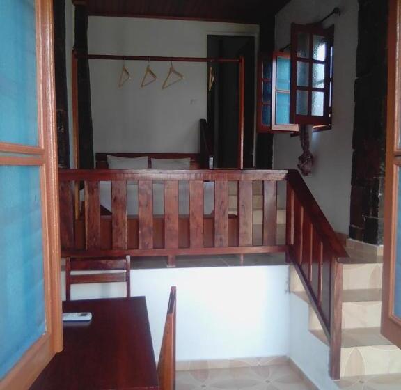 اتاق استاندارد با چشمانداز دریا, Domus Guesthouse