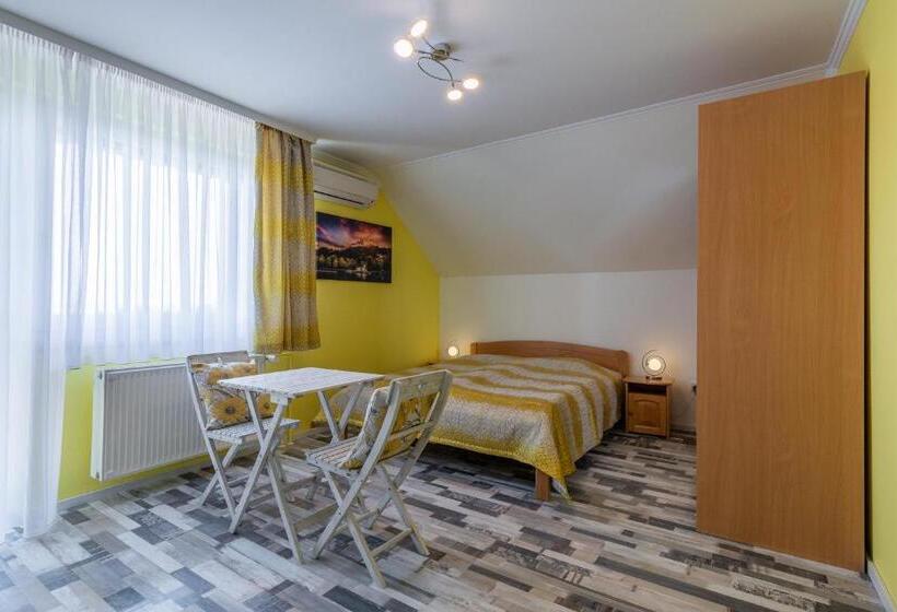 1 Bedroom Apartment Lake View, Balaton Fantasy Villa