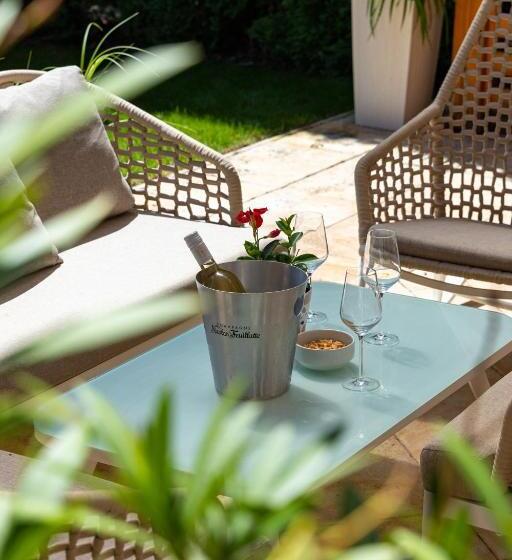 1 Bedroom Apartment Lake View, Balaton Fantasy Villa