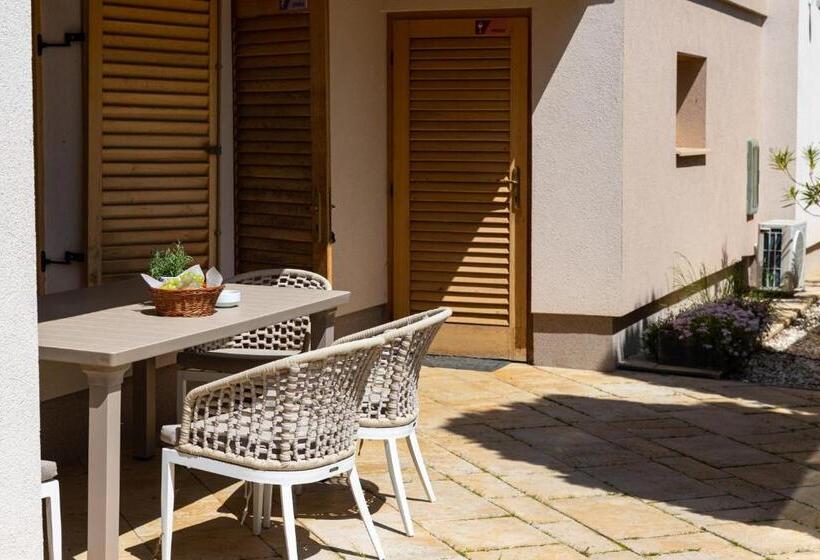 1 Bedroom Apartment Lake View, Balaton Fantasy Villa