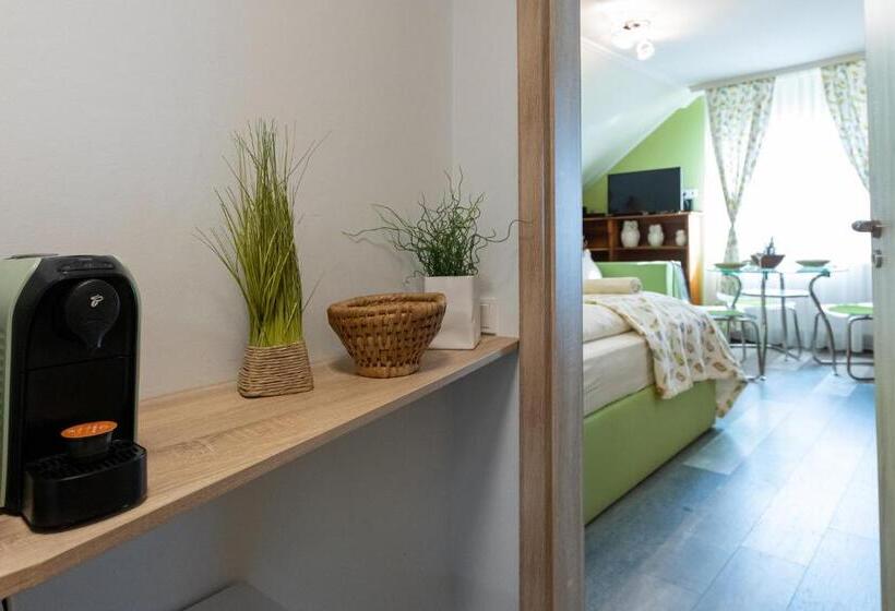 Стандартный Номер Кровать Кинг, Balaton Fantasy Villa