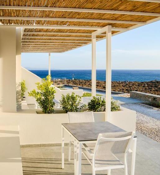 شقة غرفة واحدة, Pharos Apartments