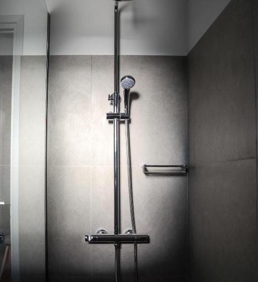 Апартаменты 1 Спальня, Pharos Apartments