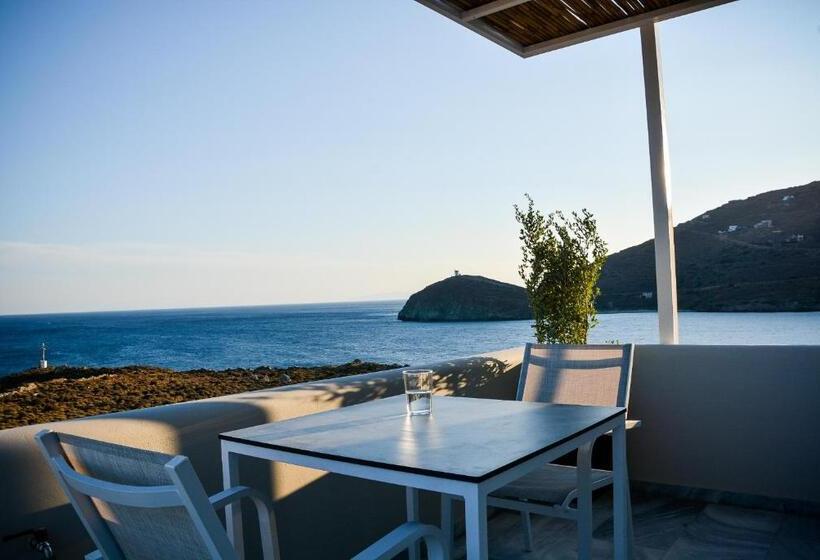 شقة غرفتين, Pharos Apartments