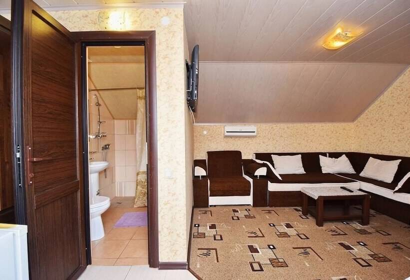 סוויטת 2 חדרי שינה, Sadorini Guest House