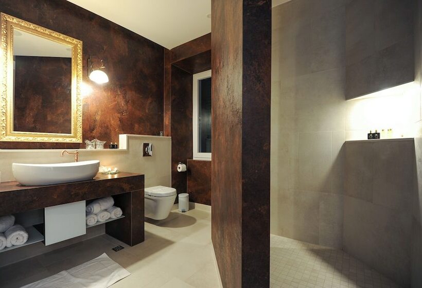 발코니 디럭스 룸, Silver & Gold Luxury Rooms