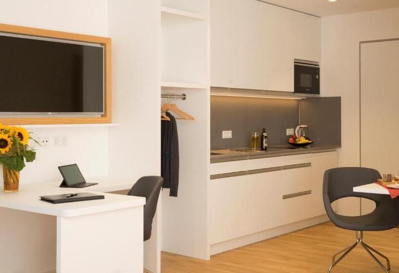 小型套房, Seven Hotel + Boardinghouse