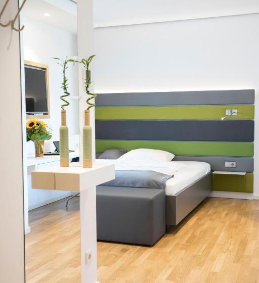 Люкс Повышенной Комфортности, Seven Hotel + Boardinghouse