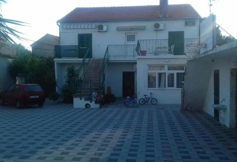 آپارتمان 1 خوابه, Apartments Tanfara