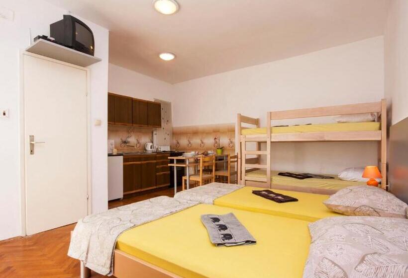 آپارتمان 1 خوابه, Apartments Tanfara