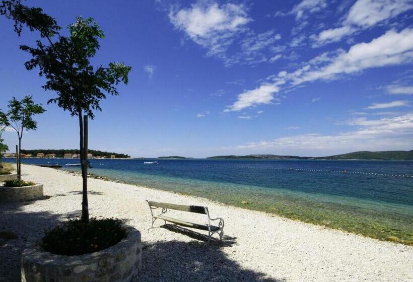 آپارتمان 1 خوابه, Apartments Tanfara