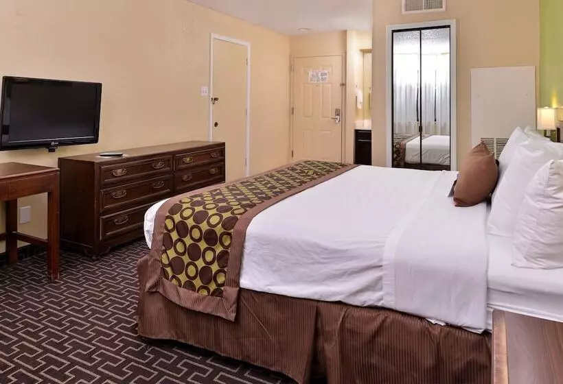 ２ダブルベッドのスタンダードルーム, Americas Best Value Inn & Suites Extended Stay Tulsa