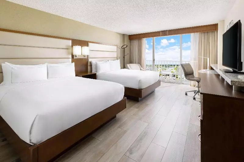 シングルデラックスルーム, Doubletree Beach Resort By Hilton Tampa Bay   North Redingto