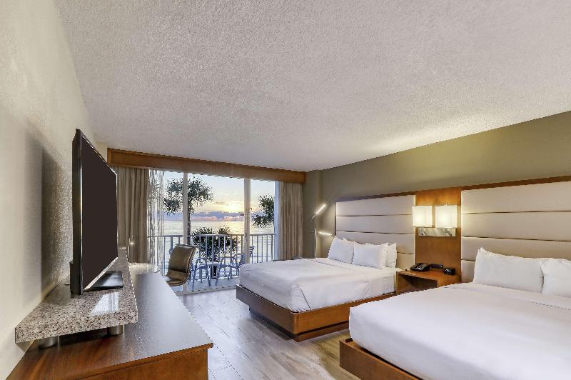 غرفة قياسية ذات إطلالة, Doubletree Beach Resort By Hilton Tampa Bay   North Redingto