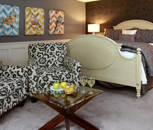 جناح سرير كينج, Heartstone Inn