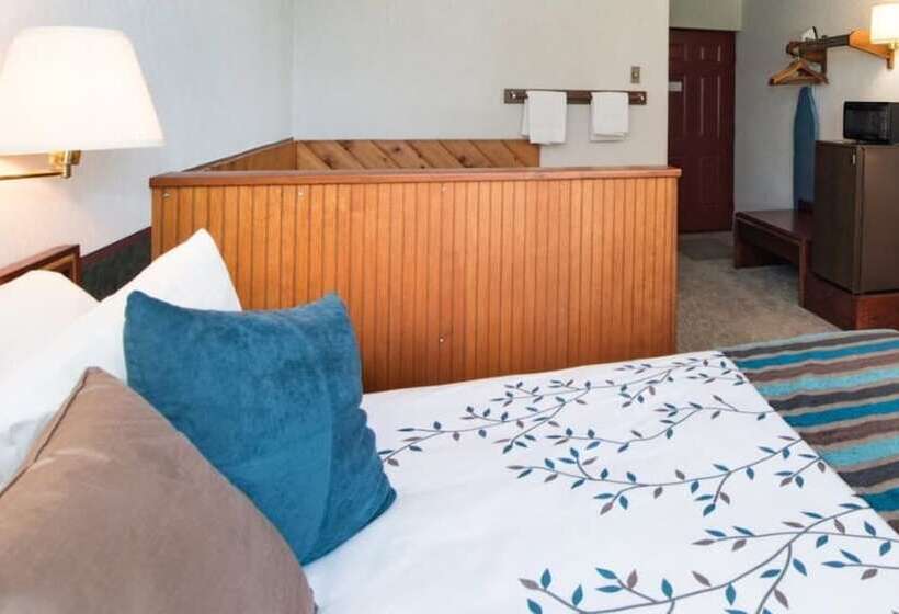 غرفة قياسية, Highland Manor Inn