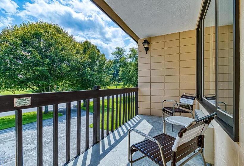 غرفة قياسية سرير كينج, Highland Manor Inn