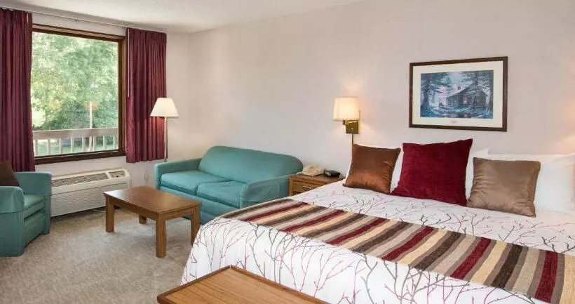 キングサイズベッドのデラックスルーム, Highland Manor Inn