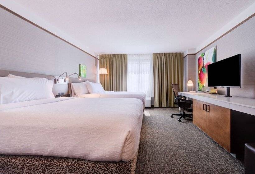 غرفه قياسيه سريرين مزدوجين, Hilton Garden Inn Detroit   Southfield, Mi