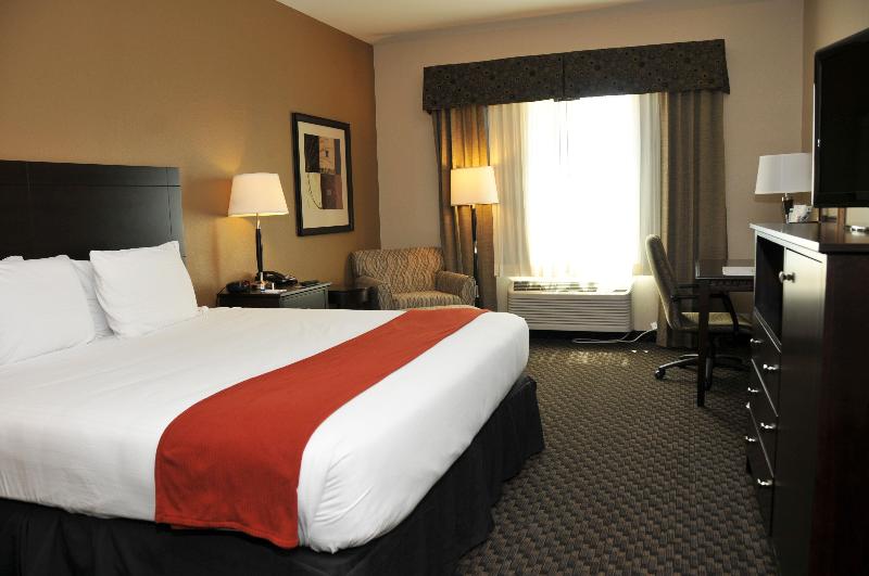 Номер Executive Кровать Кинг, Holiday Inn Express & Suites Clinton, An Ihg