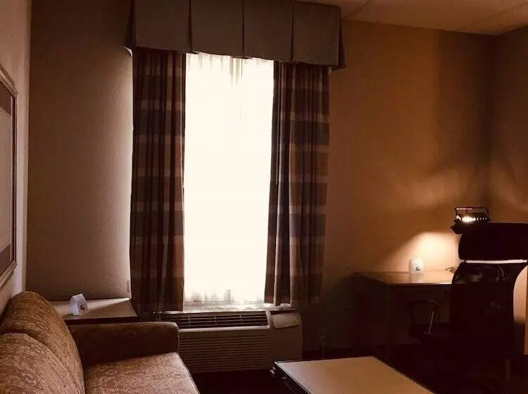 キングサイズベッドのスイートルーム, Hawthorn Extended Stay By Wyndham Conyers