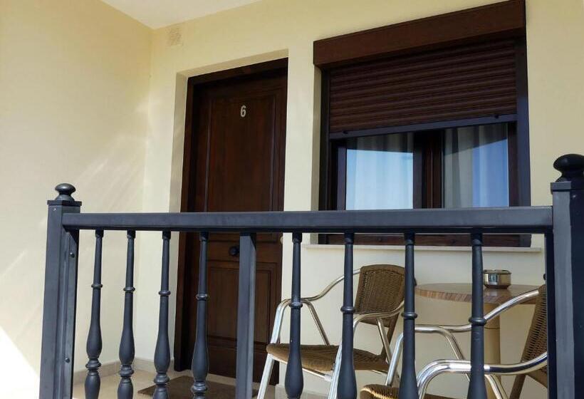 غرفة قياسية مزوَّدة بتراس, El Mirador De Trasvia Comillas