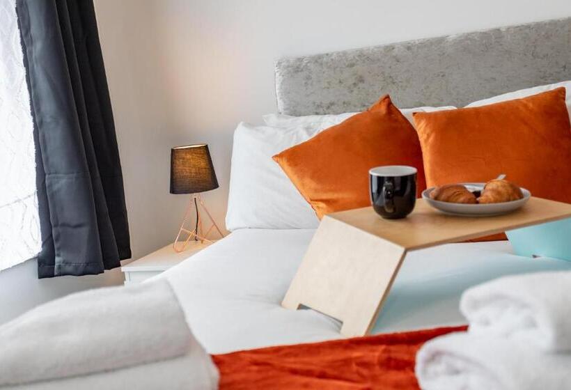 Трехместный Номер Комфорт, Castlereagh Guest House