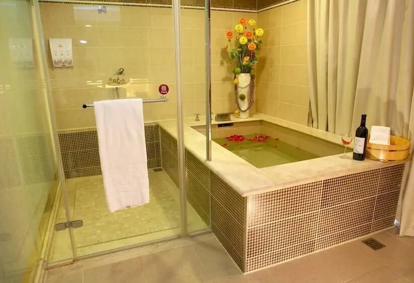 اتاق استاندارد, Chuang Tang Spring Spa