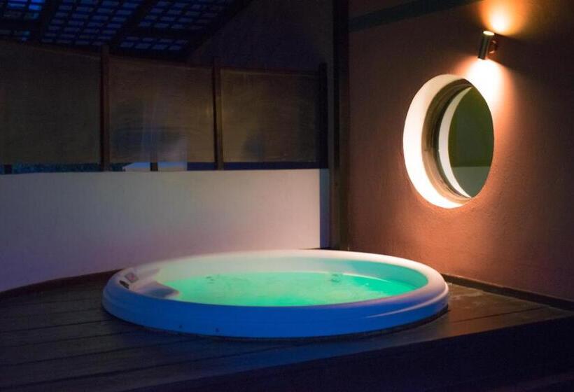 סוויטה דלוקס, Kallisti