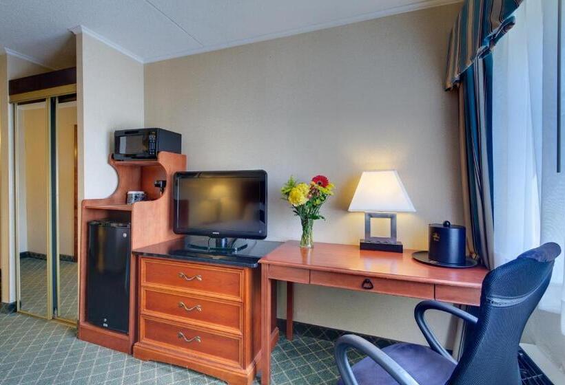 Номер Стандарт 2 Двуспальные Кровати, Best Western Plus Augusta Civic Center Inn