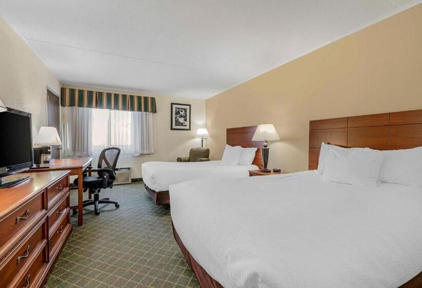 Номер Стандарт 2 Двуспальные Кровати, Best Western Plus Augusta Civic Center Inn