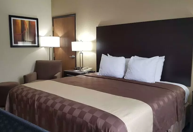 スイート, Best Western Teal Lake Inn