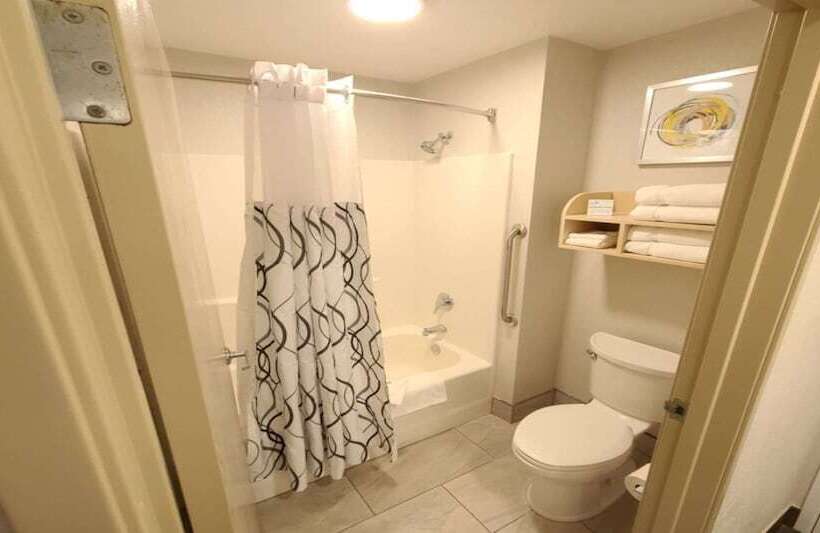 غرفه قياسيه سريرين مزدوجين, Best Western Watertown