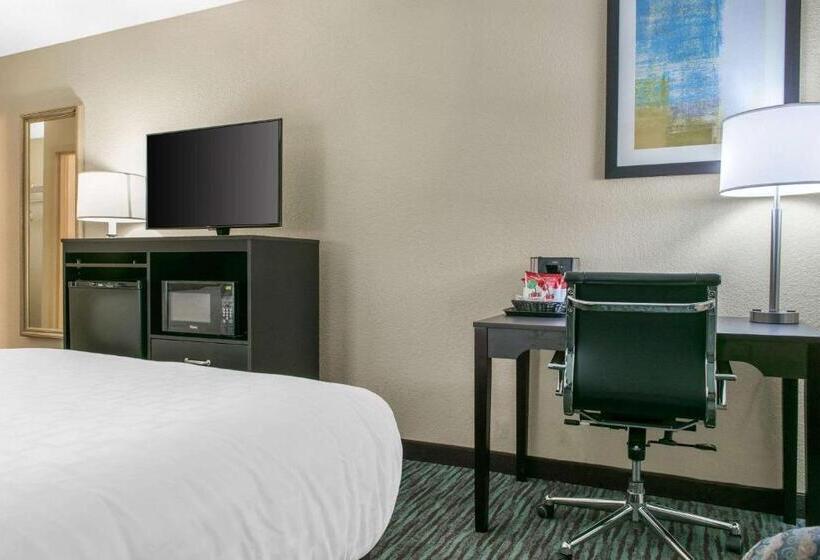 Номер Стандарт 2 Двуспальные Кровати, Quality Inn Dayton Airport