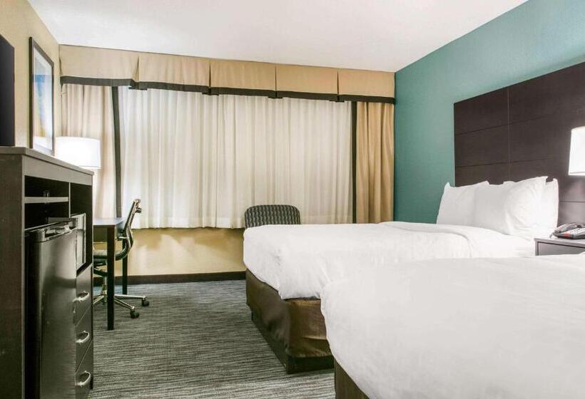 חדר סטנדרט שתי מיטות זוגיות, Quality Inn Dayton Airport