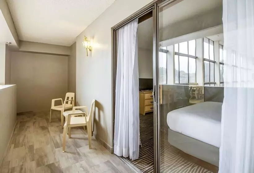 スイート, Clarion Hotel Jackson Northwest
