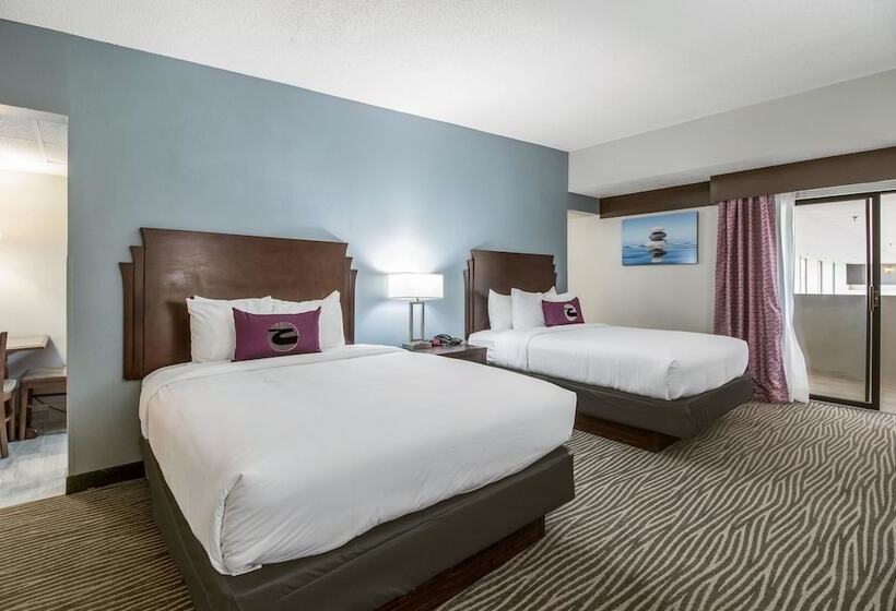 جناح, Clarion Hotel Jackson Northwest