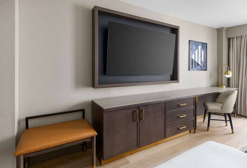 חדר דלוקס, Doubletree By Hilton Charlotte City Center