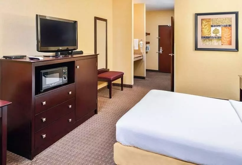 Sviitti, Holiday Inn Express Hotel & Suites Portland   Jantzen Beach, An Ihg
