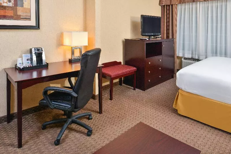 Standard-huone King-vuode, Holiday Inn Express Hotel & Suites Portland   Jantzen Beach, An Ihg