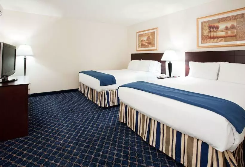 ２ダブルベッドのスタンダードルーム, Holiday Inn Express Hotel & Suites Torrington, An Ihg