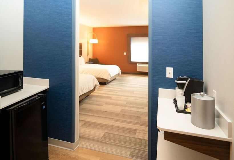 Номер Стандарт 2 Двуспальные Кровати, Holiday Inn Express Houghton Keweenaw, An Ihg