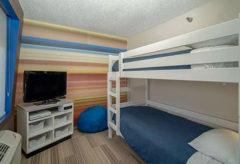 スイート, Holiday Inn Express Houghton Keweenaw, An Ihg