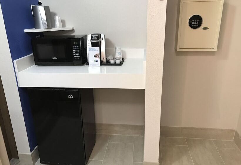 غرفة قياسية, Holiday Inn Express   Naples South   I 75, An Ihg