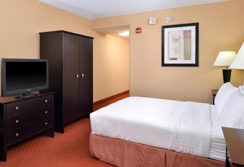 带大床的标准间, Holiday Inn Martinsburg, An Ihg